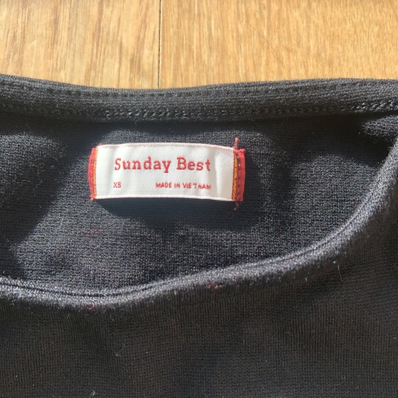 Aritzia SUNDAY BEST Black Sports Bra Top - Picture 2 of 3